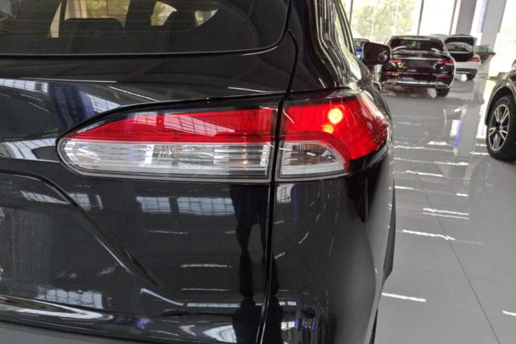 Used Toyota FRONTLANDER 2022 2.0L CVT Leading Edition Right Rear Taillight