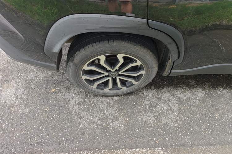Used Toyota FRONTLANDER 2022 2.0L CVT Luxury Edition Right Rear Wheel Hub