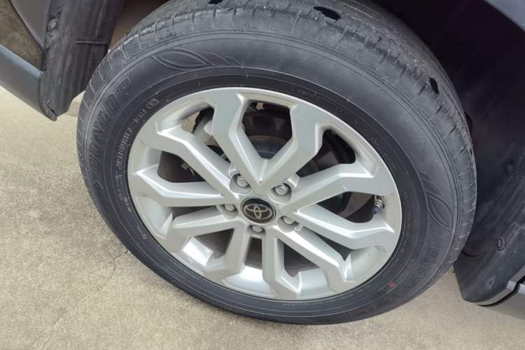Used Toyota FRONTLANDER 2022 2.0L CVT Leading Edition Right Rear Wheel Hub