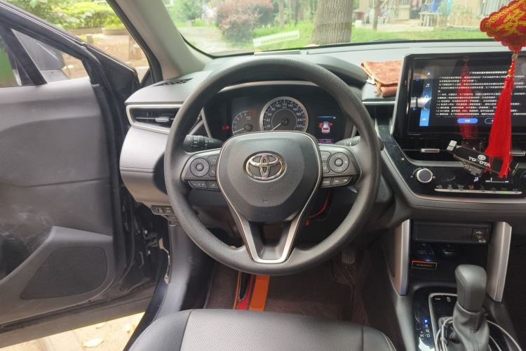 Used Toyota FRONTLANDER 2022 2.0L CVT Luxury PLUS Edition Steering Wheel