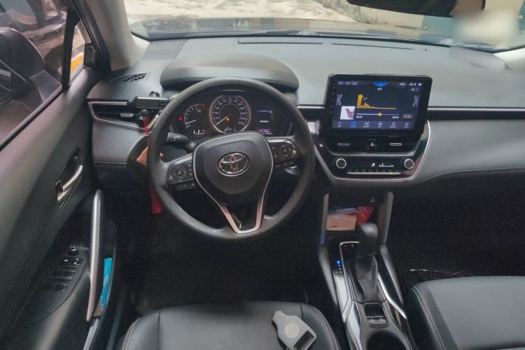 Used Toyota FRONTLANDER 2022 2.0L CVT Luxury Edition Steering Wheel