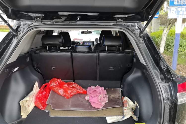 Used Toyota FRONTLANDER 2022 2.0L CVT Elite Edition Trunk