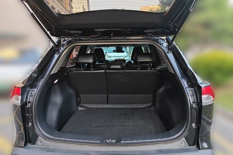 Used Toyota FRONTLANDER 2022 2.0L CVT Leading Edition Trunk