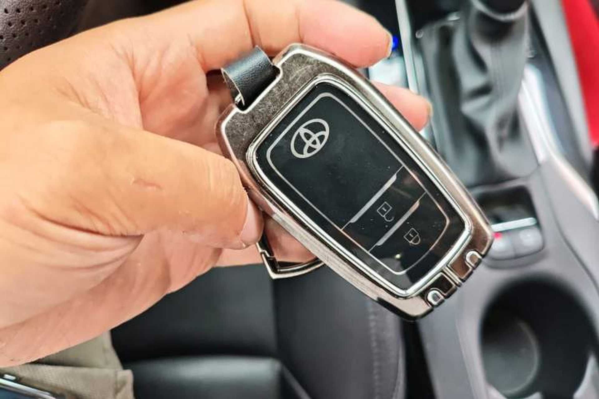 Used Toyota FRONTLANDER 2022 2.0L CVT Leading Edition Vehicle Key