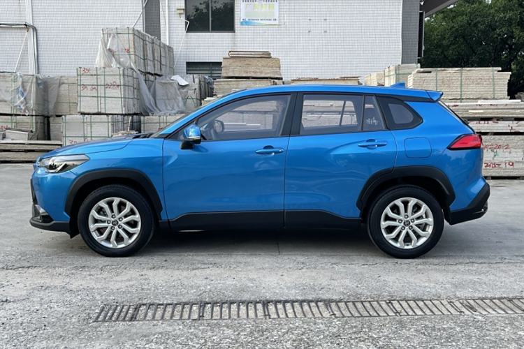 Used Toyota FRONTLANDER 2022 2.0L CVT Elite Edition Exterior 2