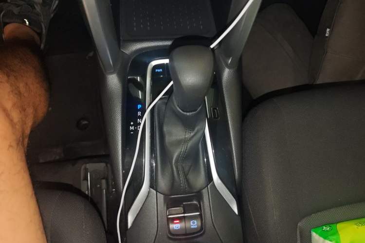 Used Toyota FRONTLANDER 2022 2.0L CVT Leading Edition Gear Lever