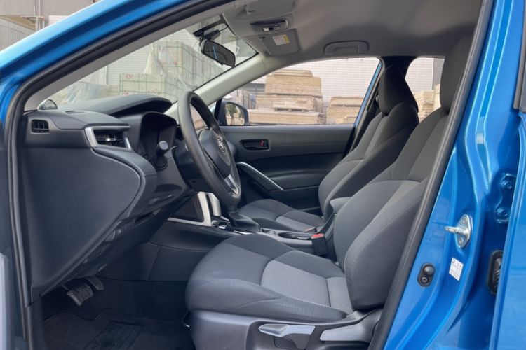 Used Toyota FRONTLANDER 2022 2.0L CVT Elite Edition Interior 3
