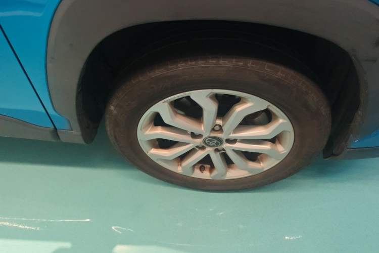 Used Toyota FRONTLANDER 2022 2.0L CVT Leading Edition Right Front Wheel Hub