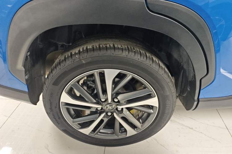 Used Toyota FRONTLANDER 2022 2.0L CVT Luxury PLUS Edition Right Rear Wheel Hub