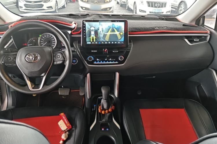 Used Toyota FRONTLANDER 2022 2.0L CVT Leading Edition Center Console