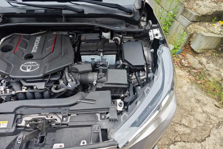 Used Toyota FRONTLANDER 2022 2.0L CVT Elite Edition Engine Bay Left