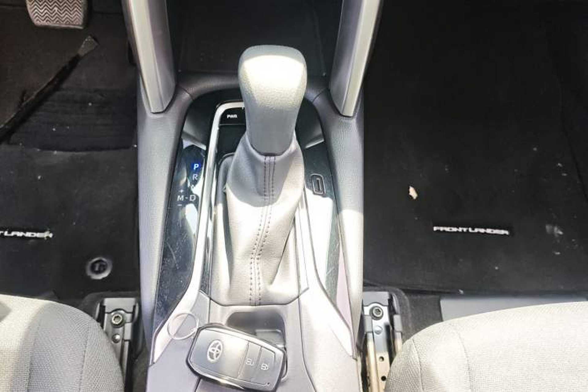 Used Toyota FRONTLANDER 2022 2.0L CVT Leading Edition Gear Lever