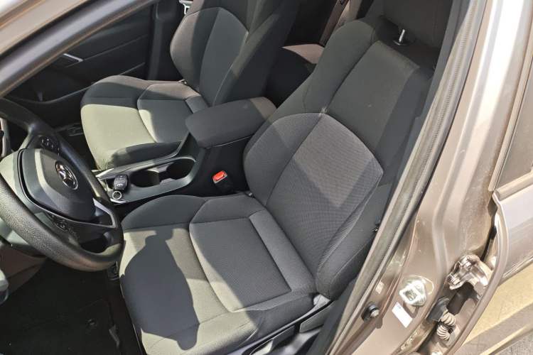 Used Toyota FRONTLANDER 2022 2.0L CVT Leading Edition Left Front Seat