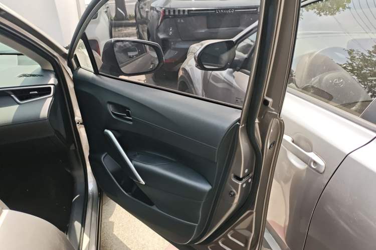 Used Toyota FRONTLANDER 2022 2.0L CVT Leading Edition Right Front Door Interior