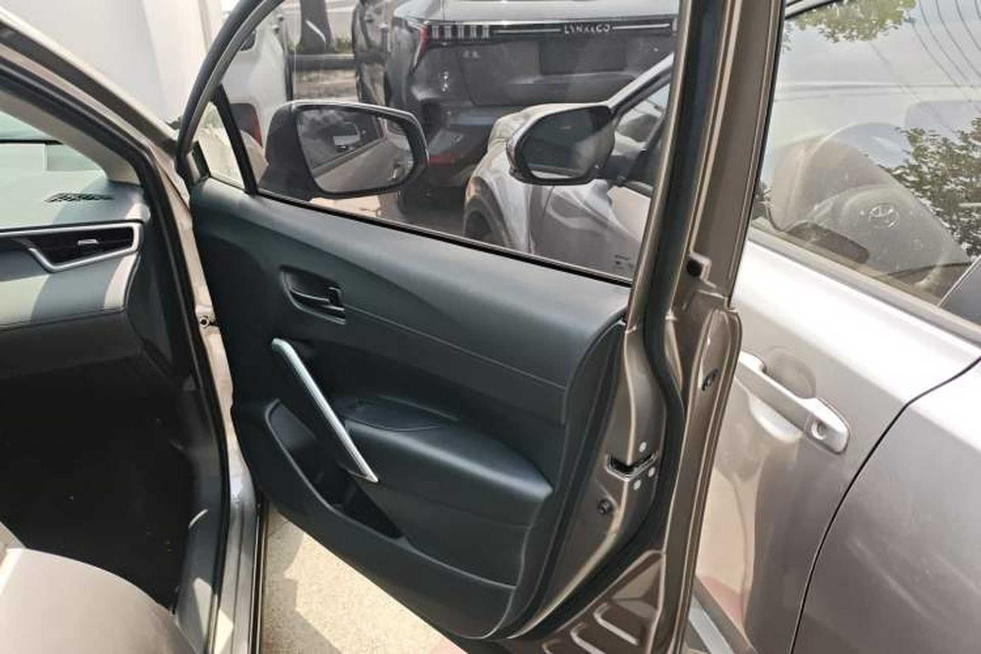 Used Toyota FRONTLANDER 2022 2.0L CVT Leading Edition Right Front Door Interior