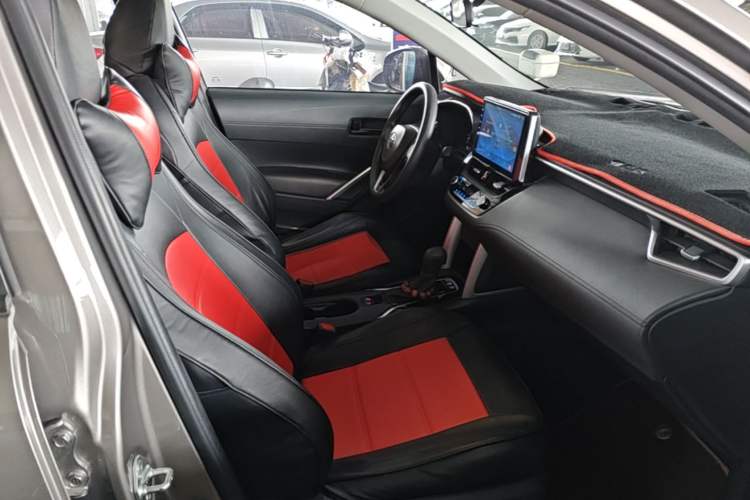 Used Toyota FRONTLANDER 2022 2.0L CVT Leading Edition Right Front Seat