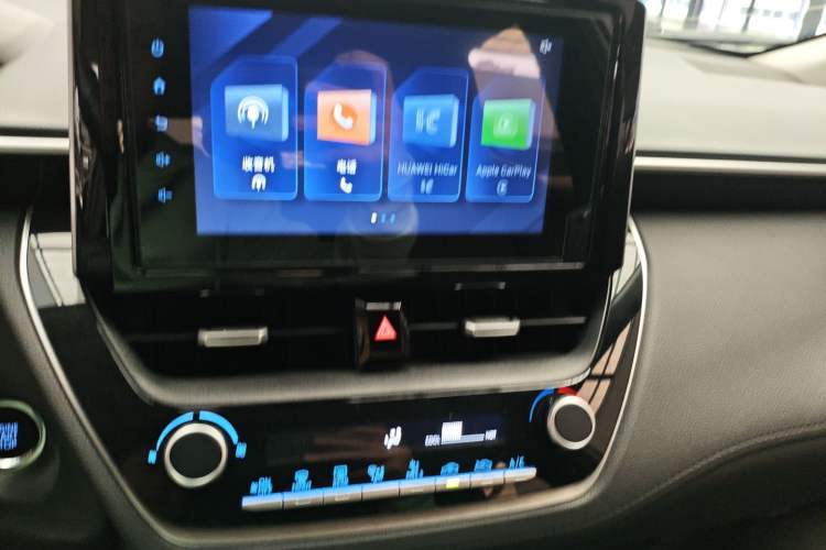 Used Toyota FRONTLANDER 2022 2.0L CVT Luxury Edition Audio And AC Panel
