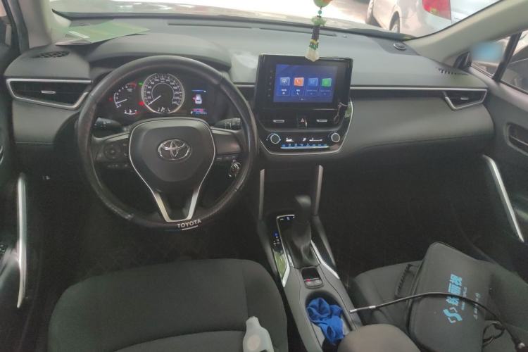 Used Toyota FRONTLANDER 2022 2.0L CVT Elite Edition Center Console