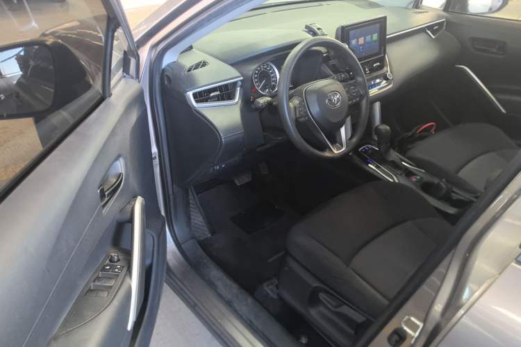 Used Toyota FRONTLANDER 2022 2.0L CVT Leading Edition Driver Seat