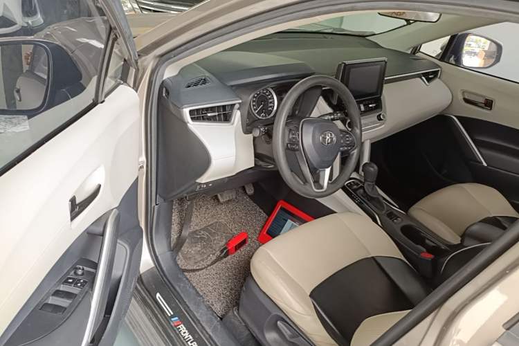 Used Toyota FRONTLANDER 2022 2.0L CVT Leading Edition Driver Seat