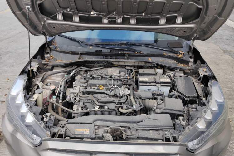 Used Toyota FRONTLANDER 2022 2.0L CVT Luxury Edition Engine Bay
