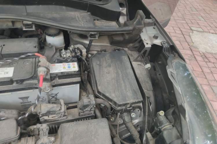 Used Toyota FRONTLANDER 2022 2.0L CVT Elite Edition Engine Bay Left