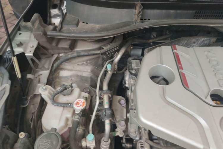 Used Toyota FRONTLANDER 2022 2.0L CVT Elite Edition Engine Bay Right