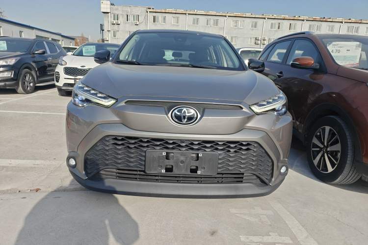 Used Toyota FRONTLANDER 2022 2.0L CVT Luxury PLUS Edition Exterior 1