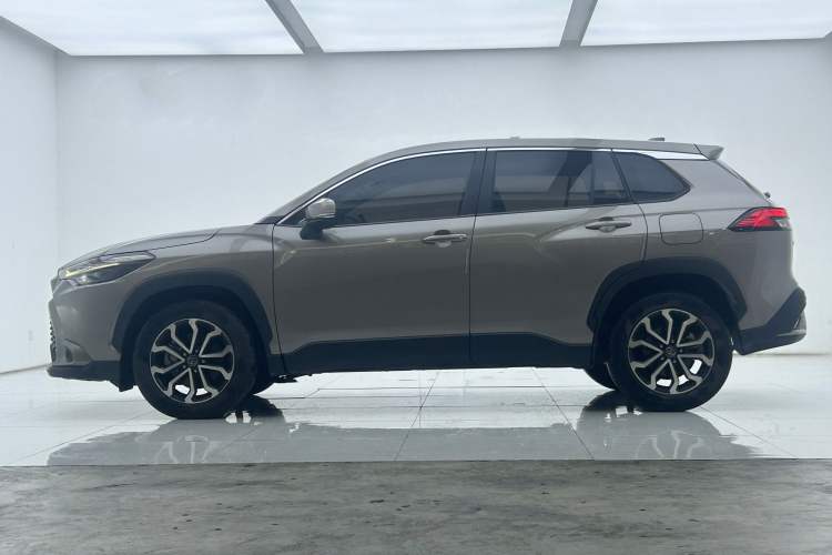 Used Toyota FRONTLANDER 2022 2.0L CVT Luxury Edition Exterior 2