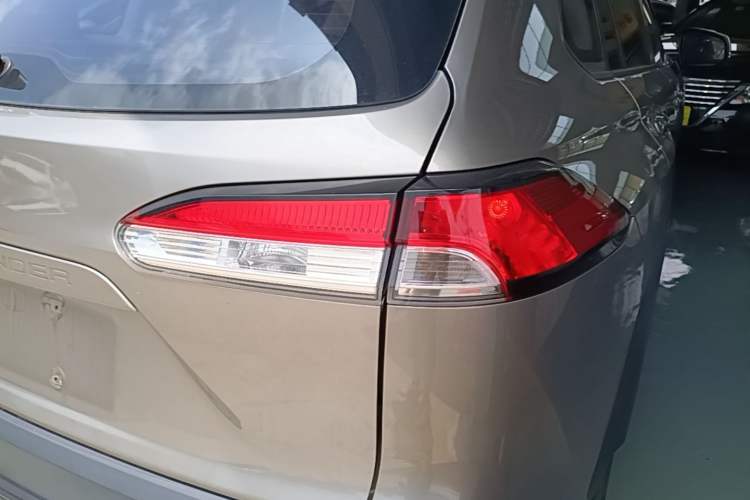 Used Toyota FRONTLANDER 2022 2.0L CVT Leading Edition Exterior 3