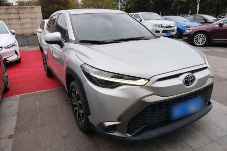 Used Toyota FRONTLANDER 2022 2.0L CVT Luxury Edition Front Right 45 Deg