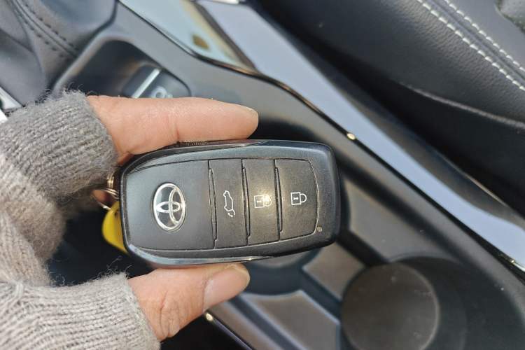 Used Toyota FRONTLANDER 2022 2.0L CVT Luxury PLUS Edition Interior 1