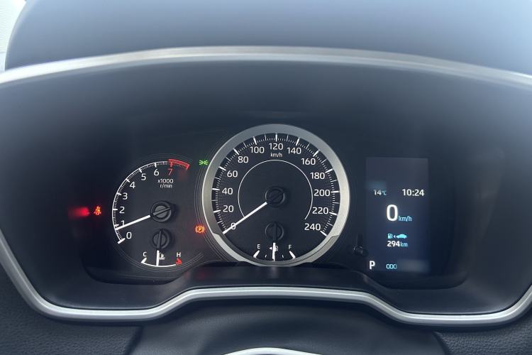 Used Toyota FRONTLANDER 2022 2.0L CVT Luxury Edition Interior 7