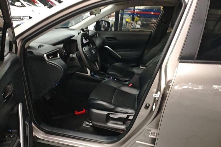 Used Toyota FRONTLANDER 2022 2.0L CVT Leading Edition Left Front Seat