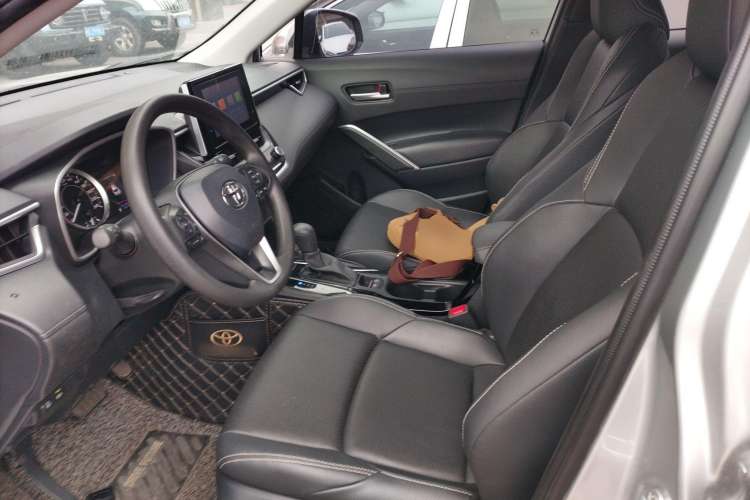Used Toyota FRONTLANDER 2022 2.0L CVT Luxury Edition Left Front Seat