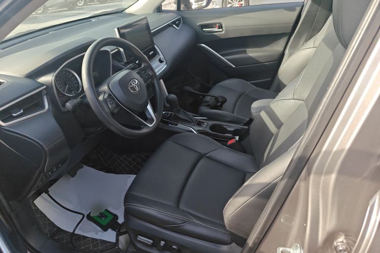 Used Toyota FRONTLANDER 2022 2.0L CVT Luxury PLUS Edition Left Front Seat