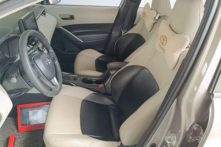 Used Toyota FRONTLANDER 2022 2.0L CVT Leading Edition Left Front Seat