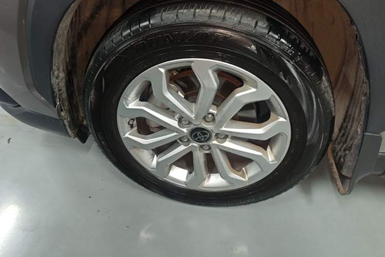 Used Toyota FRONTLANDER 2022 2.0L CVT Leading Edition Left Front Wheel Hub