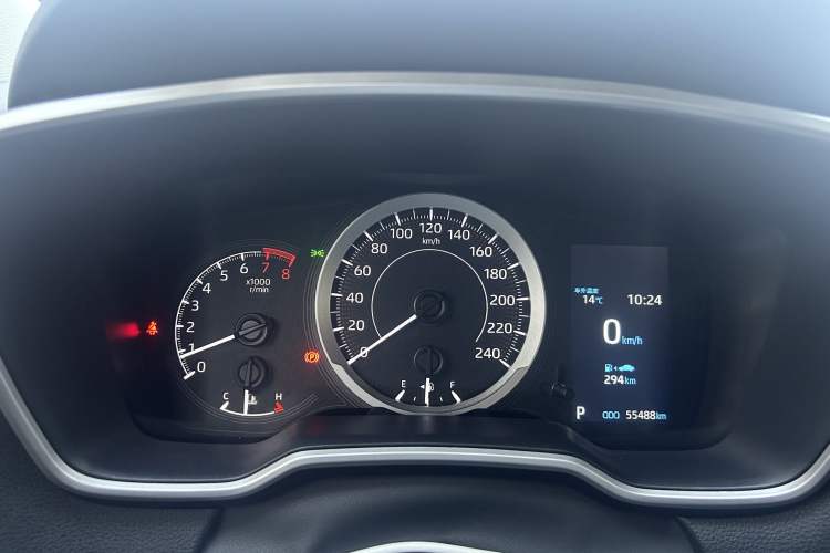 Used Toyota FRONTLANDER 2022 2.0L CVT Luxury Edition Odometer Close Up