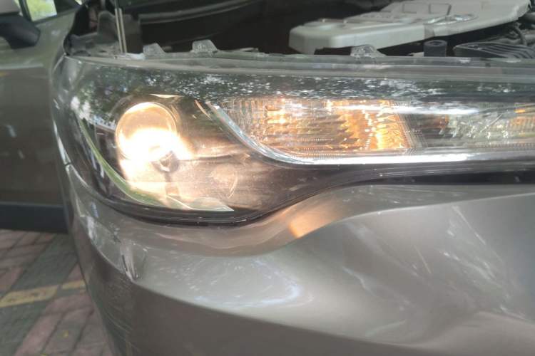 Used Toyota FRONTLANDER 2022 2.0L CVT Elite Edition Right Front Headlight