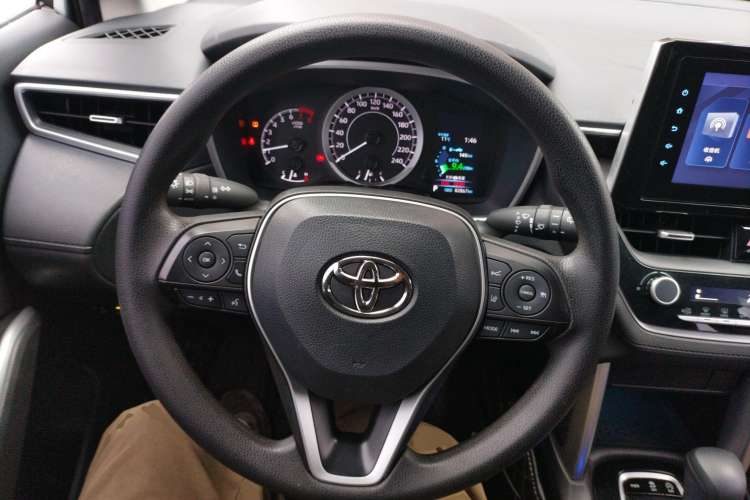 Used Toyota FRONTLANDER 2022 2.0L CVT Luxury Edition Steering Wheel