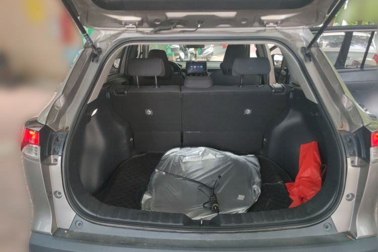 Used Toyota FRONTLANDER 2022 2.0L CVT Elite Edition Trunk