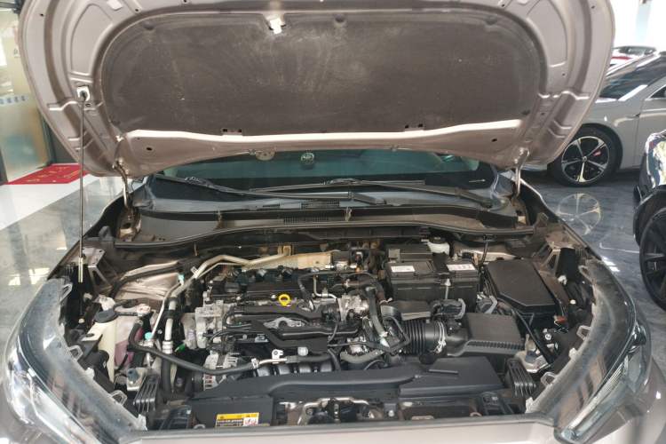 Used Toyota FRONTLANDER 2022 2.0L CVT Leading Edition Engine Bay