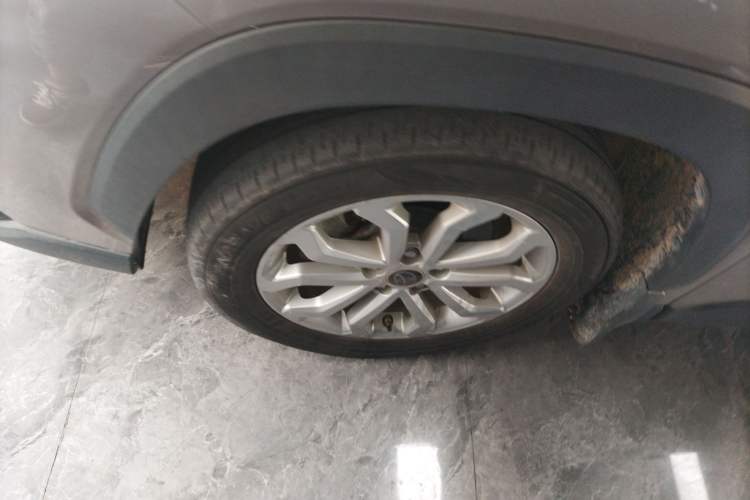 Used Toyota FRONTLANDER 2022 2.0L CVT Leading Edition Left Front Wheel Hub