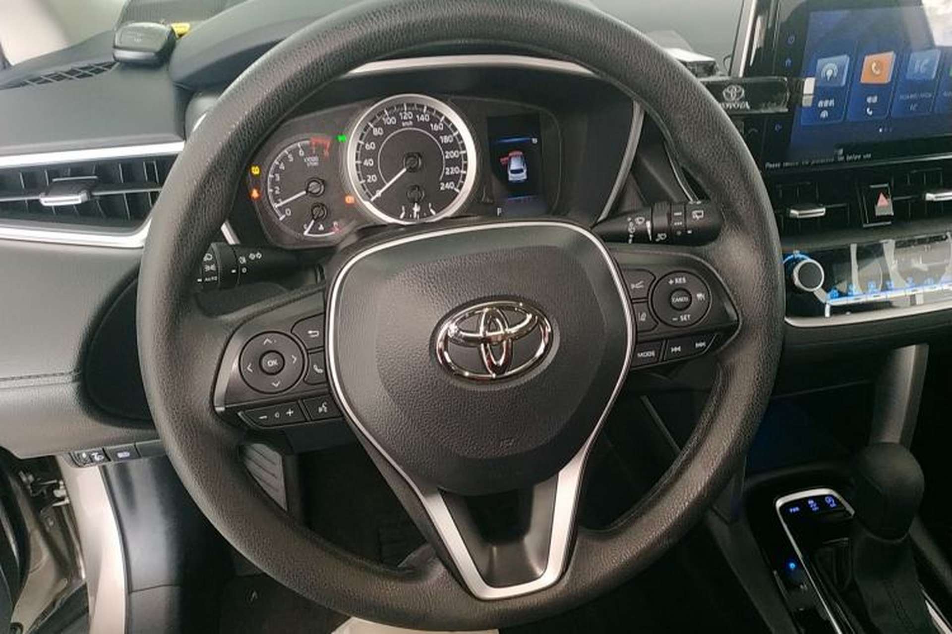 Used Toyota FRONTLANDER 2022 2.0L CVT Luxury Edition Steering Wheel