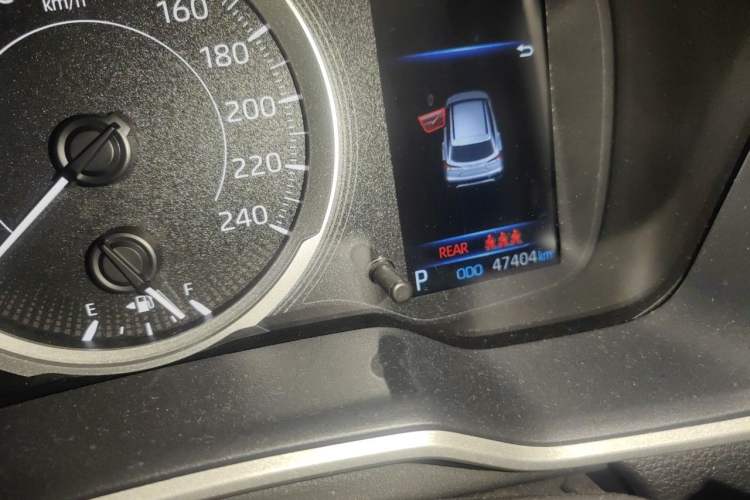 Used Toyota FRONTLANDER 2022 2.0L CVT Luxury Edition Odometer Close Up