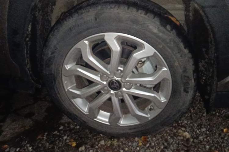 Used Toyota FRONTLANDER 2022 2.0L CVT Leading Edition Right Front Wheel Hub