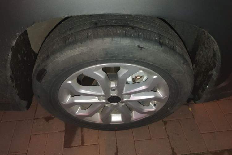 Used Toyota FRONTLANDER 2022 2.0L CVT Leading Edition Right Front Wheel Hub