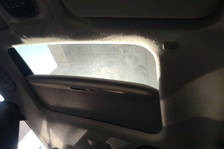 Used Toyota FRONTLANDER 2022 2.0L CVT Luxury Edition Headliner