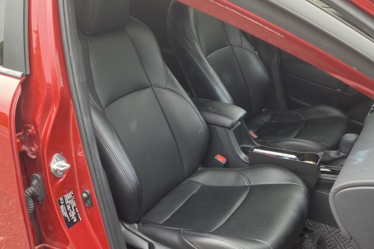 Used Toyota FRONTLANDER 2022 2.0L CVT Leading Edition Interior 3
